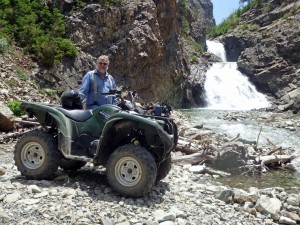 Jerry takes a break at the Devil's Punchbowl