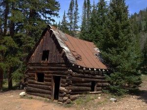 Cabin marks the Swandyke town site