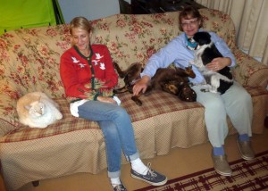 Mary and Pam share couch time with London, Jo, and Bru