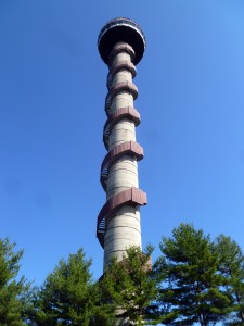 1000 Islands Tower