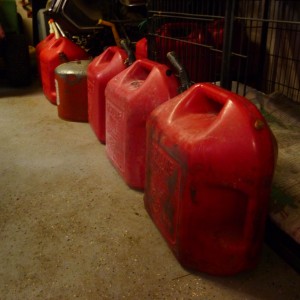 Reserve gas cans
