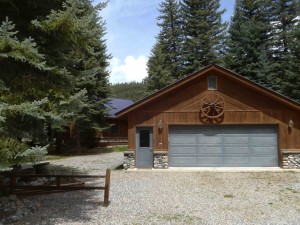 Detached garage is part of stream house package