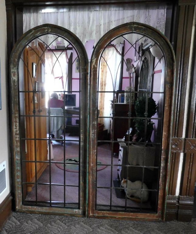 Twin doors into front parlor